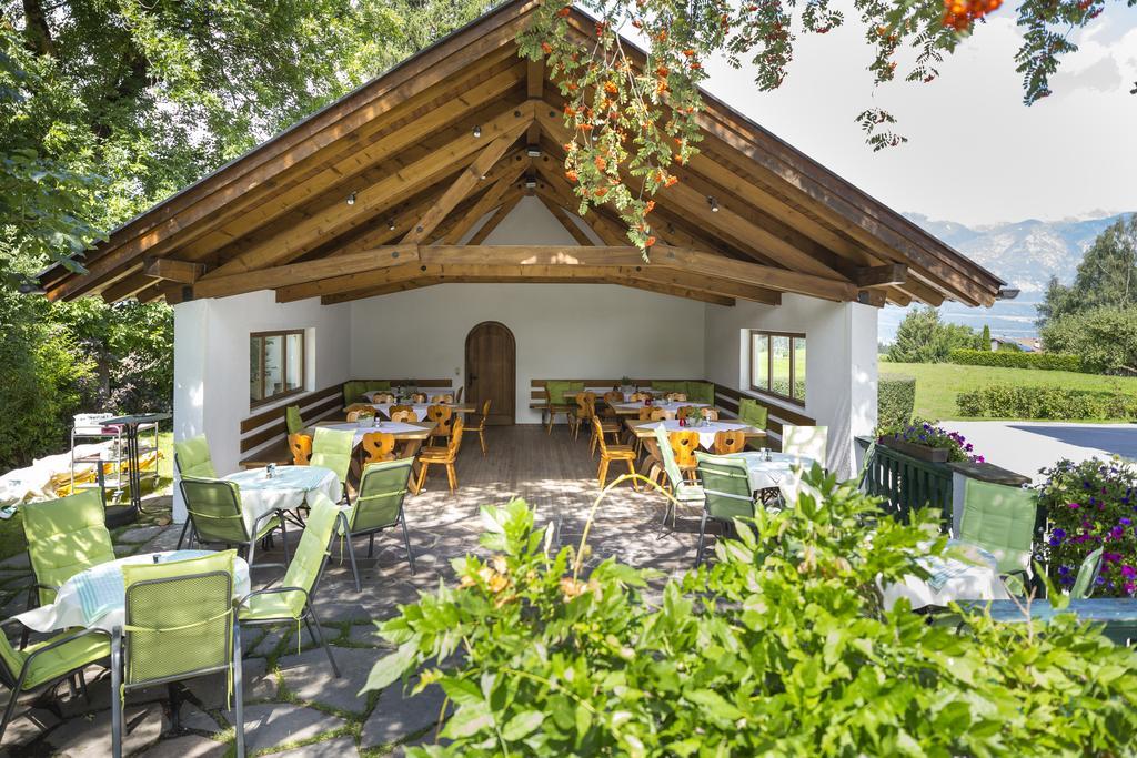 Isserwirt Систранс Экстерьер фото